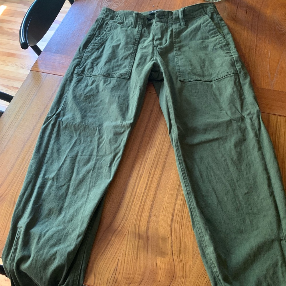 Military green Liverpool jogger pant